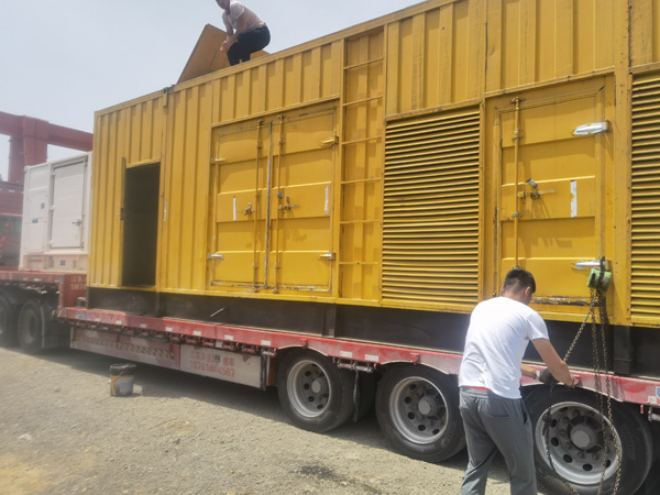 枞阳除了负载情况和发动机维护，还有哪些因素会影响 200kw 柴油发电机的油耗？