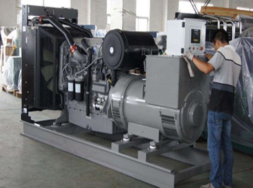 枞阳柴油发电机组和储能设备配合使用的案例